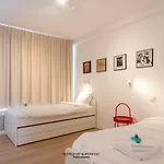Rock & Roll Chic Apartment Near Oostende